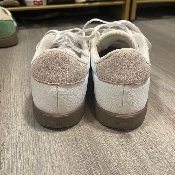 Adidas VL court White and Red Sneakers NEVER WOrn - Picture 3 of 5